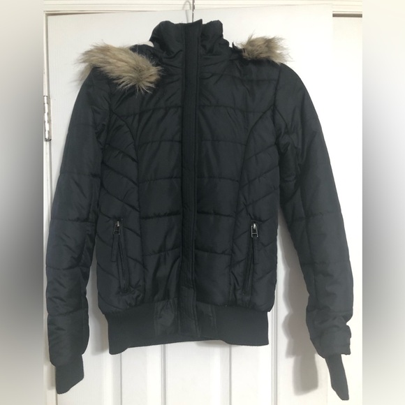 Full Tilt new zip up hooded black winter puffer jacket women’s small faux fur - Picture 1 of 11